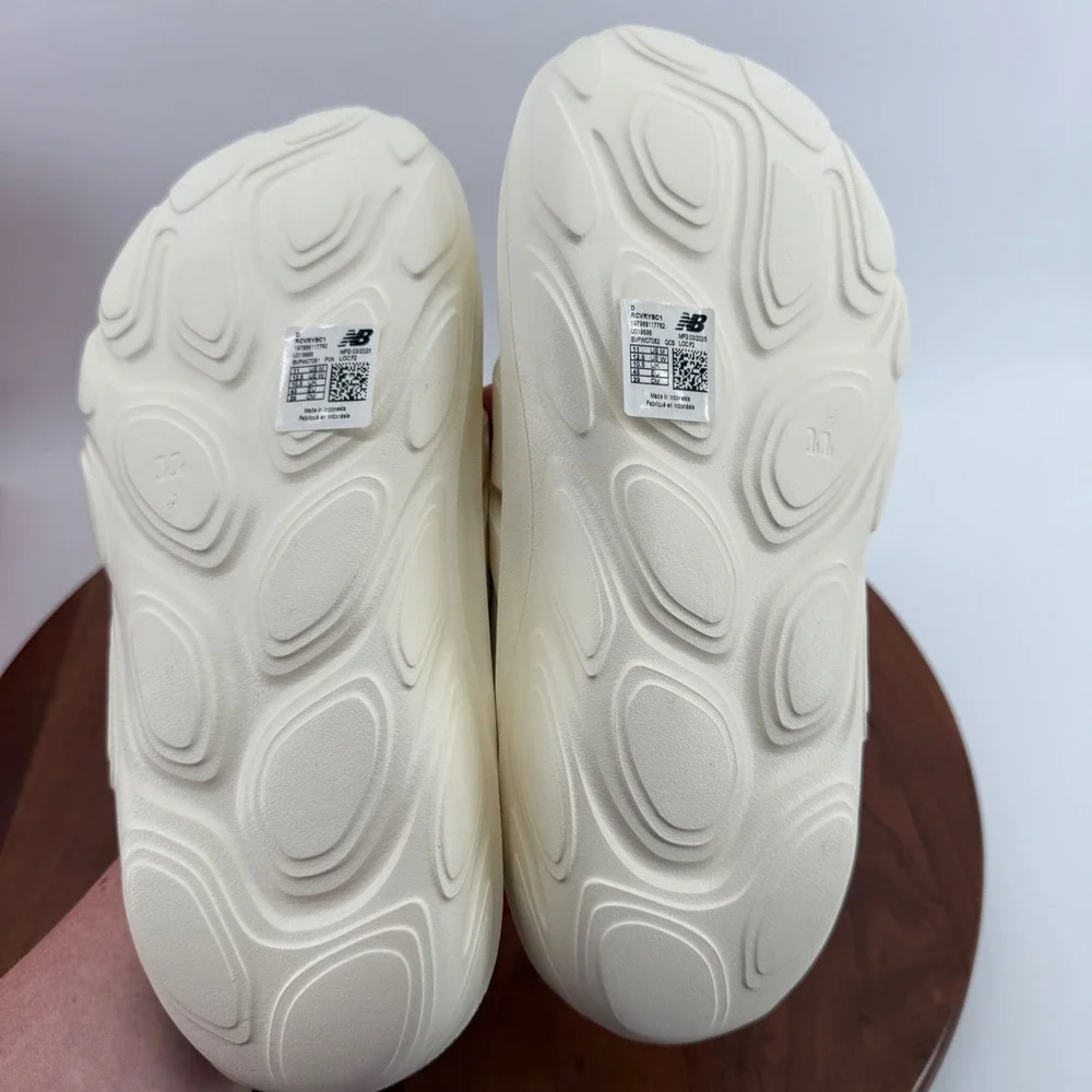 New Balance Fresh Foam RCVRY Slide Beige Athletic Recovery Sandal Men's 11 NIB